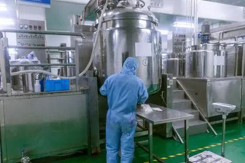 制藥廠(chǎng)廢氣、污水除臭難題，就讓潔匠凈化·的凈除臭劑來(lái)處理！.jpg
