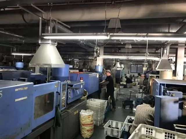 Dejing的凈??制鞋廠(chǎng)除臭劑，治理?yè)]發(fā)性有機化合物(VOC)廢氣.jpg